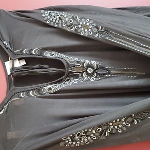 Knox Rose embroidered keyhole jersey top